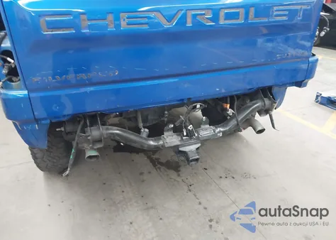 2022 Chevrolet Silverado 1500 4Wd Short Bed Custom Trail Boss z USA, uszkodzony, nr VIN 3GCPDCED5NG674258